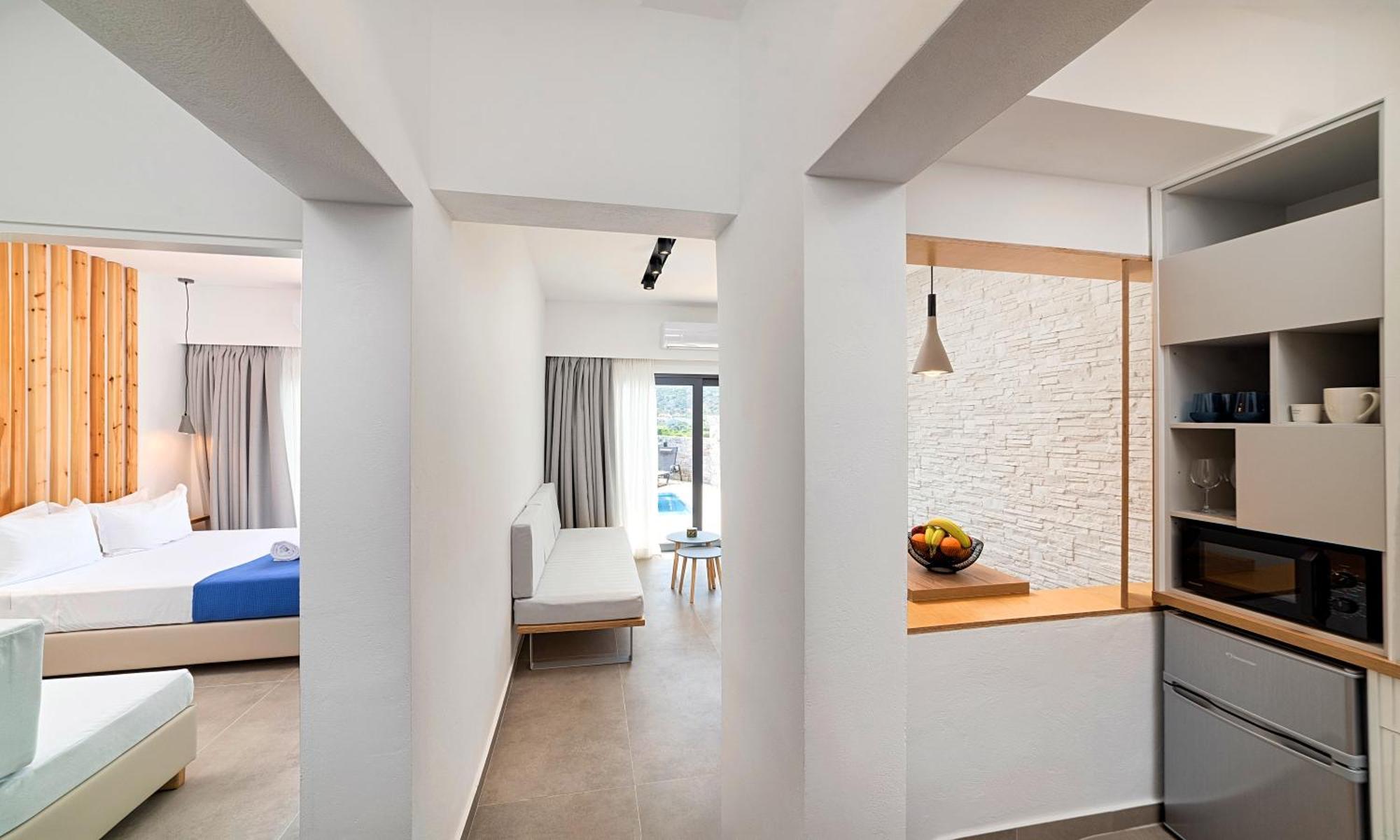 Aelia Suites Istron Екстериор снимка